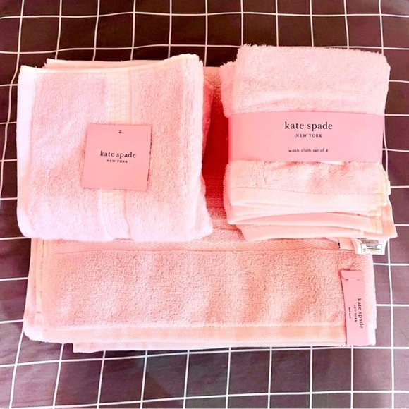Kate Spade Towel Set - Picture 2 of 5